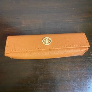 Tory Burch small orange eye glasses case holder Gold Tory Burch